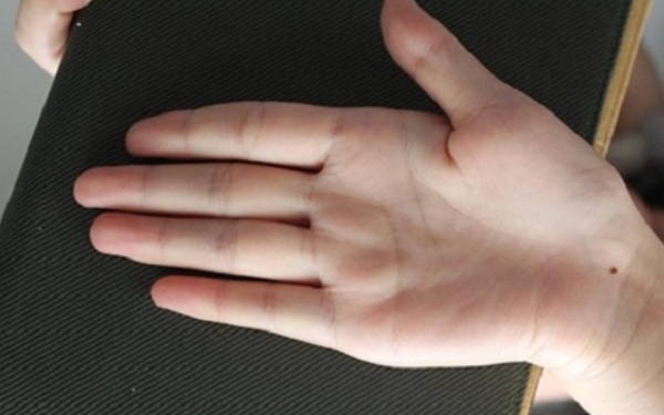 手纹算命图解婚姻线 男人左手手纹算命图解怎么看 主要看手相的手纹脉络