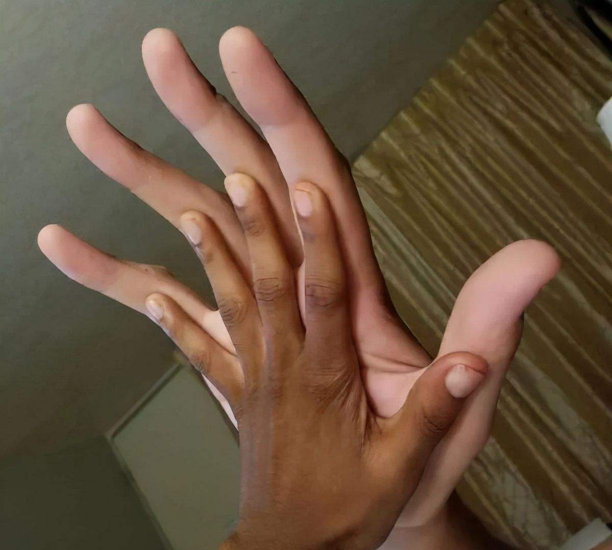手指上有2个斗和8个簸箕，一生多子多福